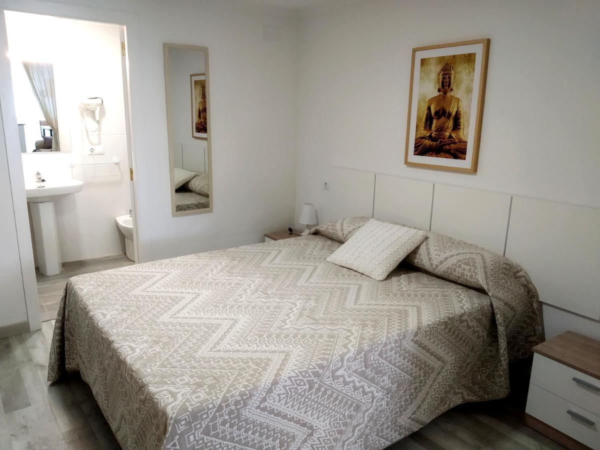 Apartaloft La Celestina Apartment อัลมาโกร ภายนอก รูปภาพ